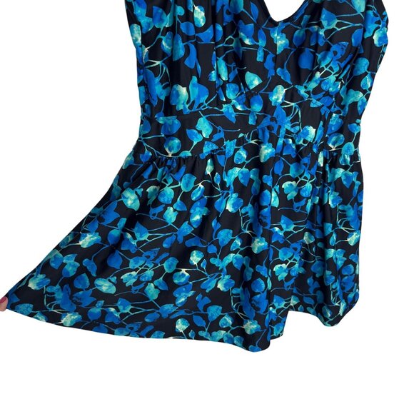 Azul Sz 20W Blue Floral‎ One-Piece Swim Dress With Built-In Bra and Bottoms - Picture 3 of 11